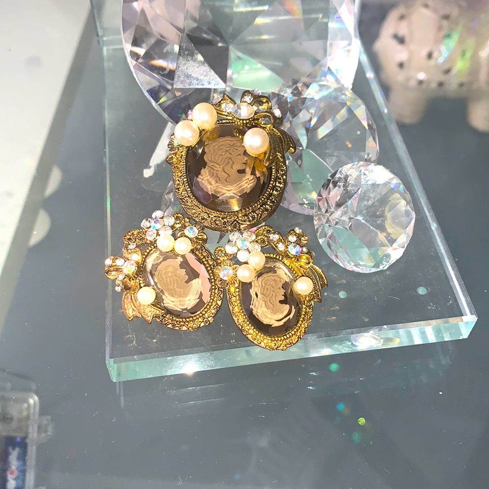 Joyas - Picture 3 of 6